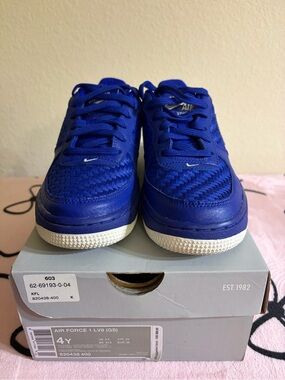 Nike Blue Woven Low-Top Sneakers